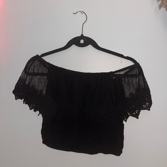 Black crop top - Picture 1 of 4